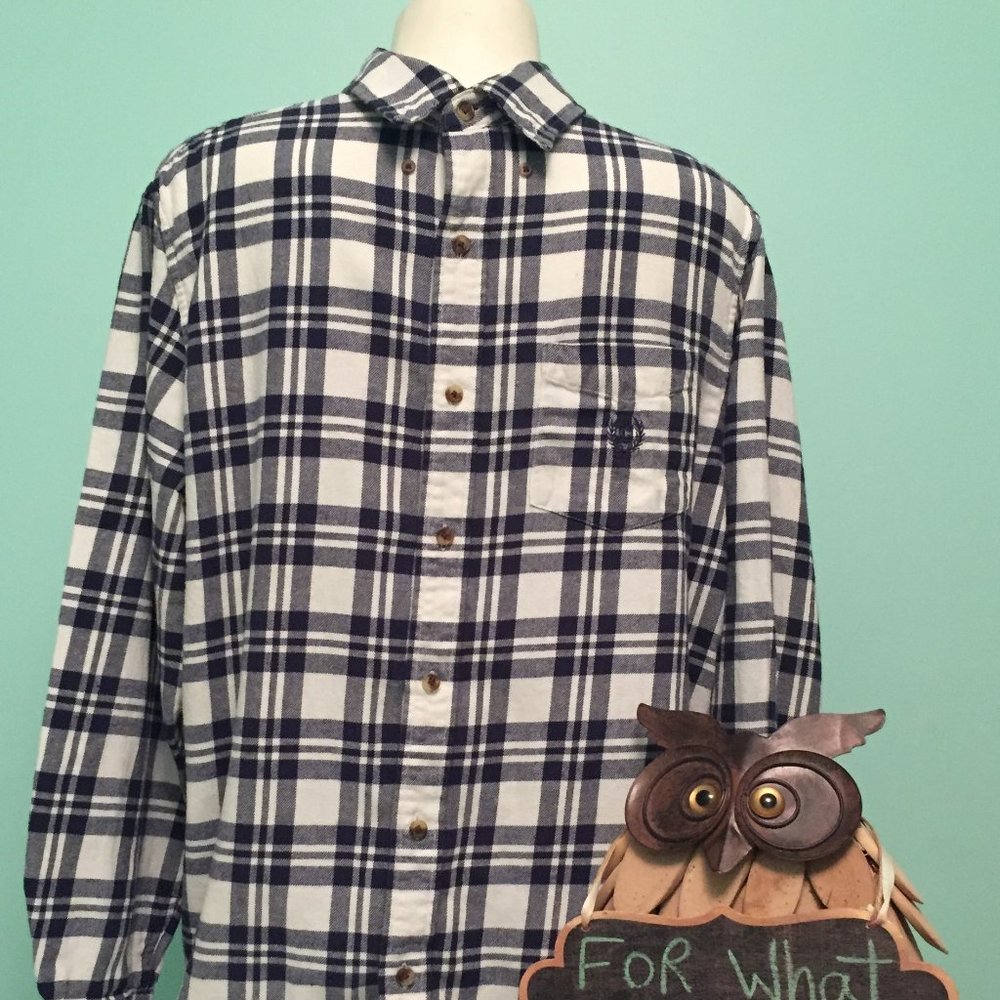Vintage Chaps Men’s Checkered Long Sleeve Shirt – Classic Fit – Size M